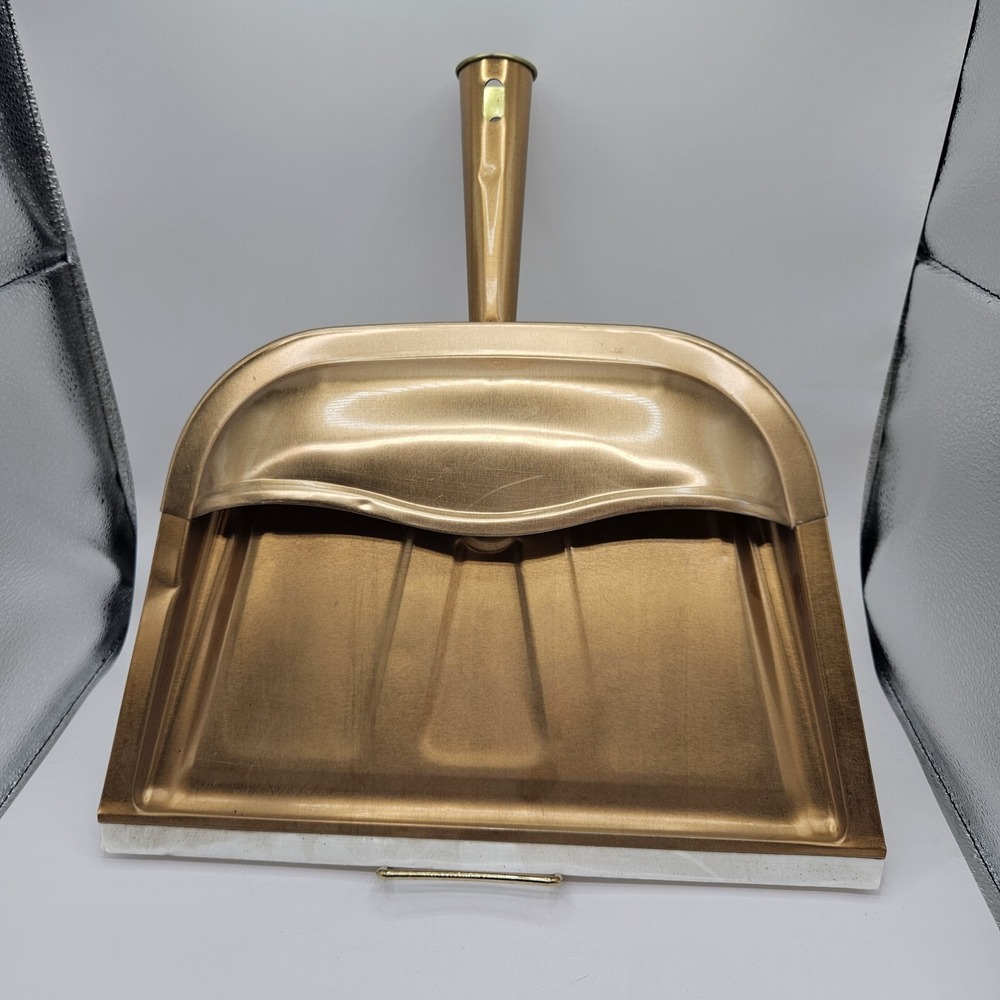 Retro Style Range Kleen Copper Tone Hooded Dust Pan, Rubber Edge